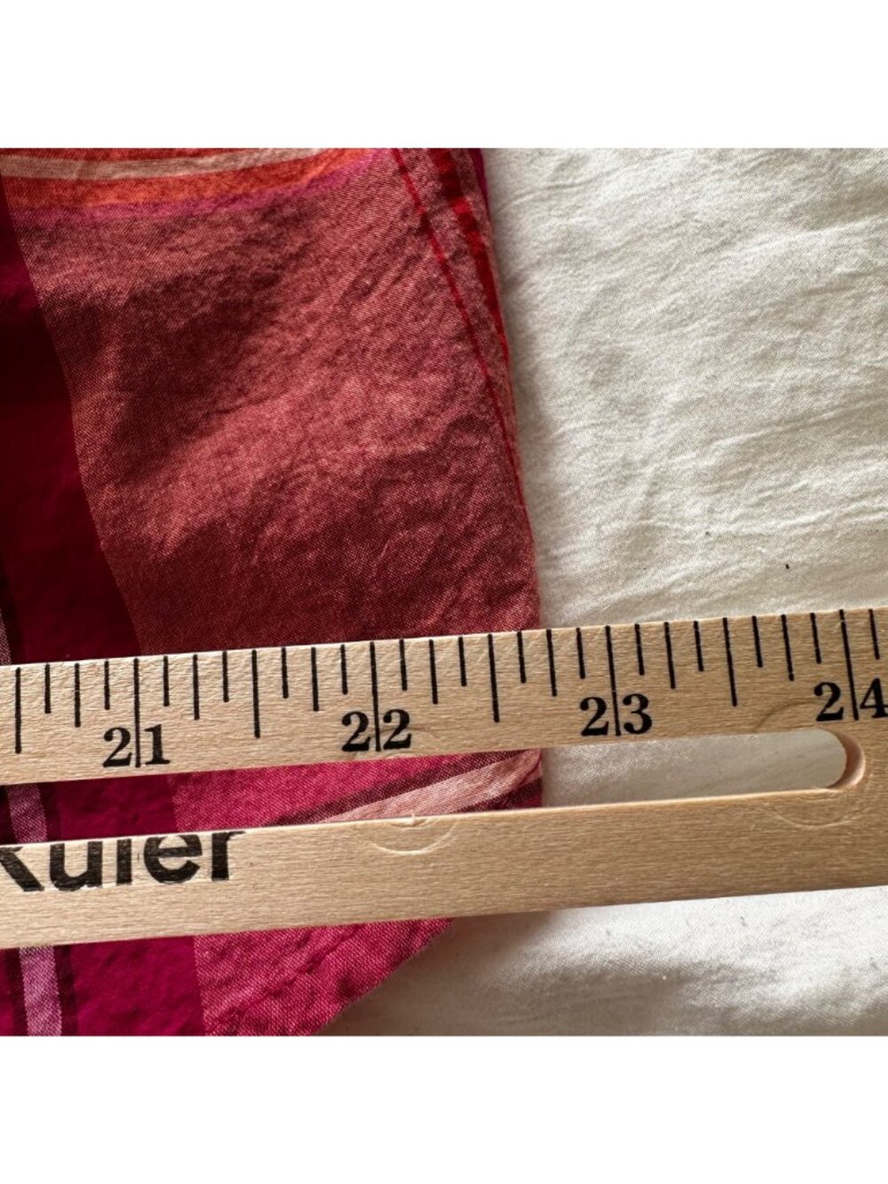 Old Navy Boyfriend Strawberry Plaid One Pocket Shirt XL Cotton Womens Cottage - Picture 7 of 10